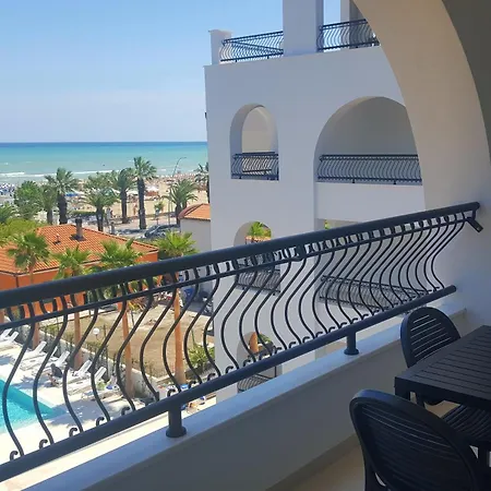Aparthotel La 4*