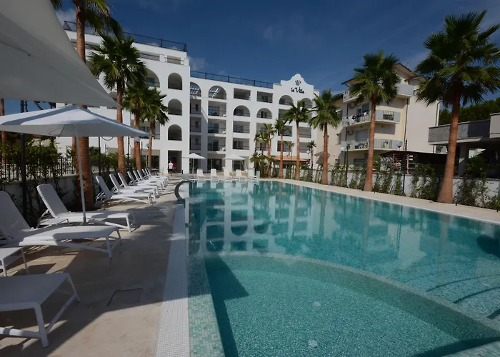 アパートホテル La トルトレート