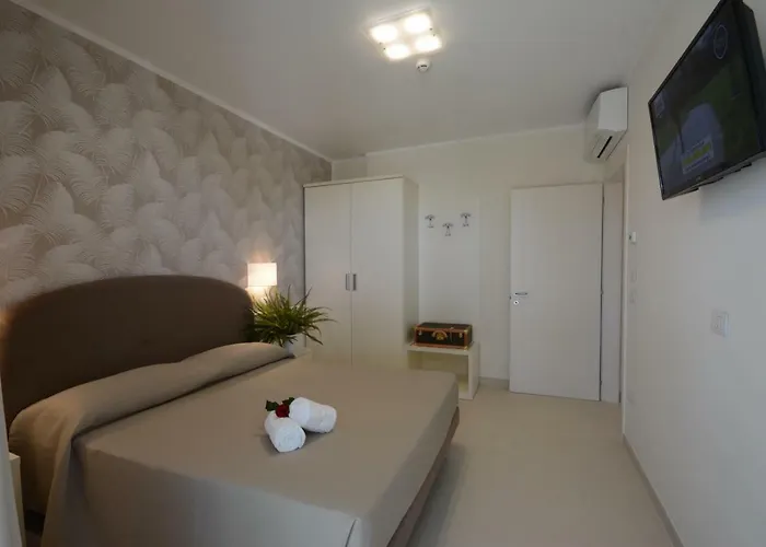 アパートホテル La